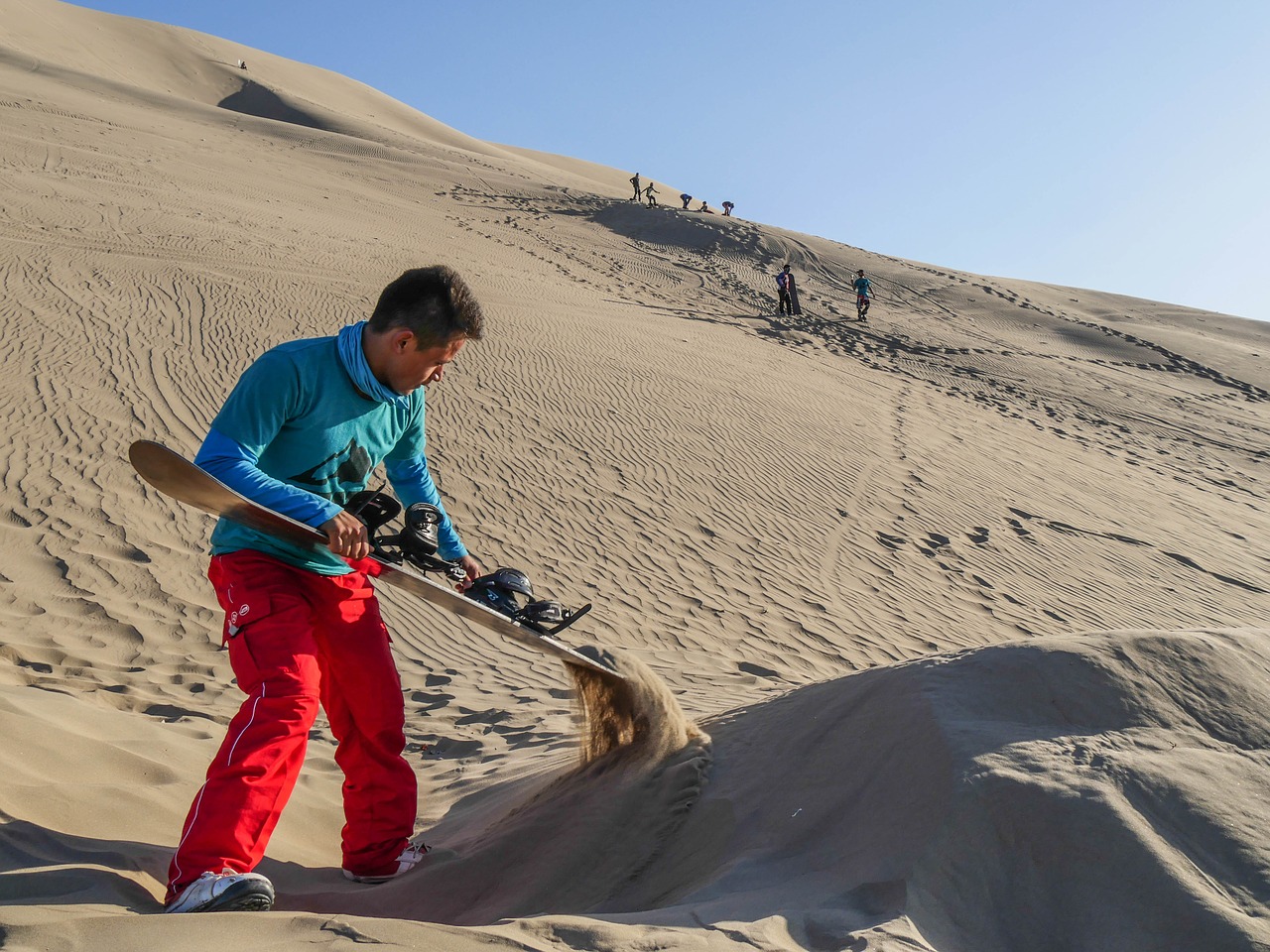 Great Sand Dunes National Park A Beautiful Camping Destination In   Sandboard 2116137 1280 